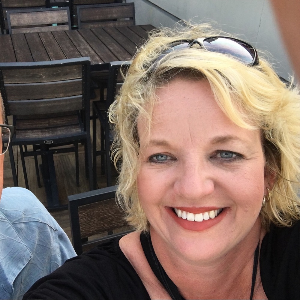 Meet your Posher, Denise